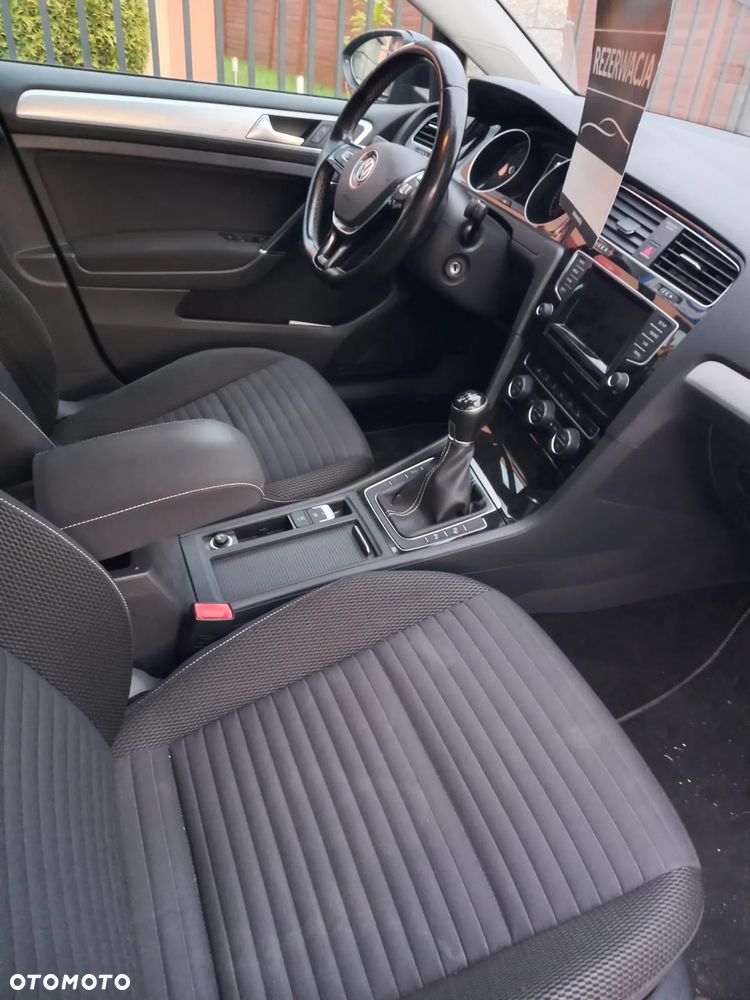 Volkswagen Golf 1.4 TSI BMT Comfortline - 12