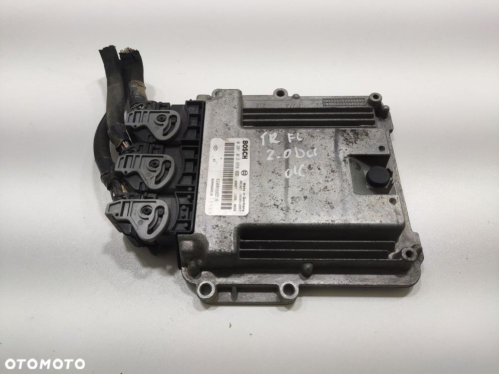 STEROWNIK KOMPUTER SILNIKA RENAULT TRAFIC II LIFT 2.0 DCI 07-14 8200666516 - 2