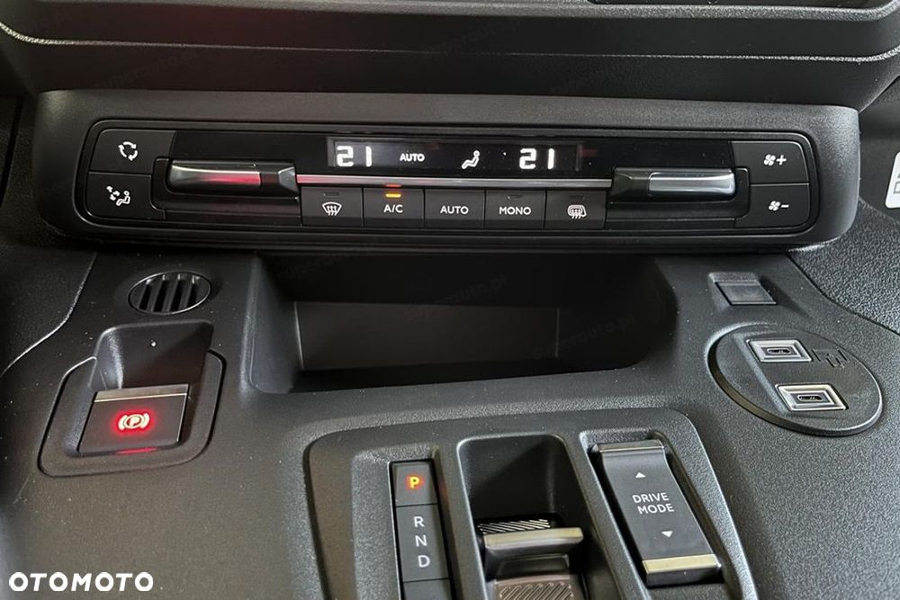 Peugeot Partner Van XL L2H1 EAT8 Zabudowa Brygadowa 1.5 130KM - 7