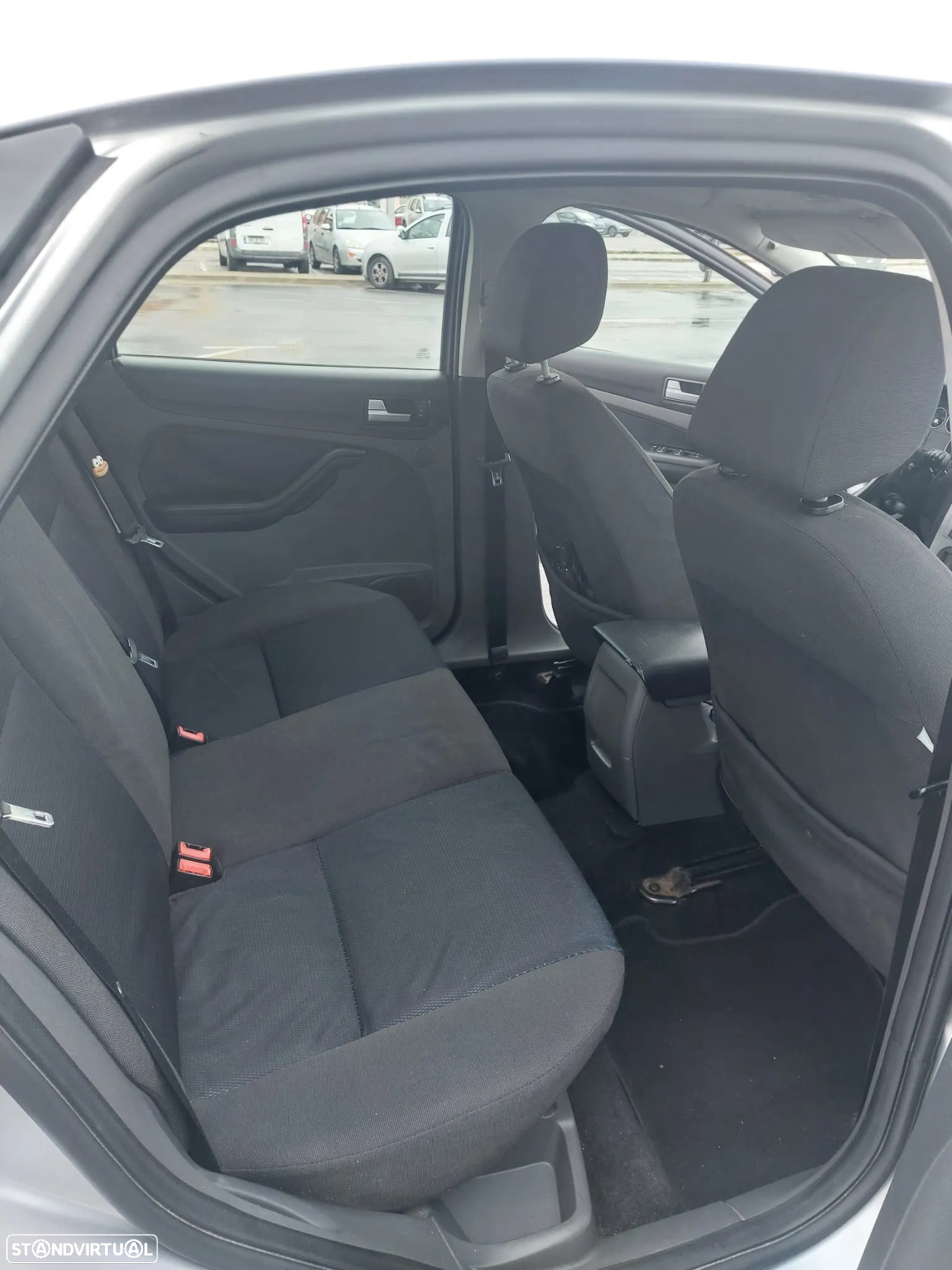 Ford Focus - 12