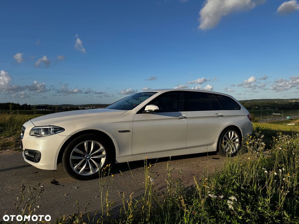BMW Seria 5 525d xDrive - 8