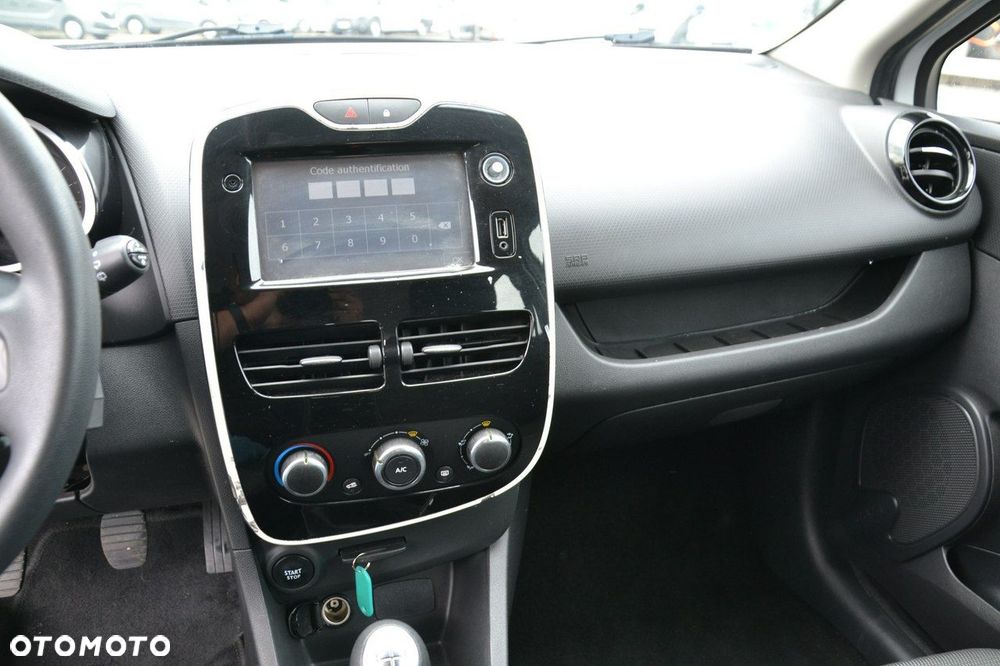 Renault Clio - 18