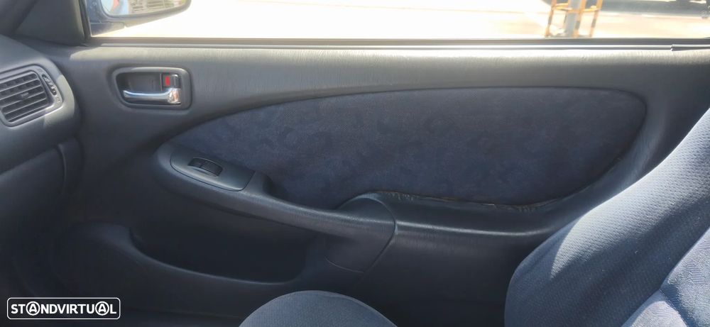 Toyota Corolla 2.0 D-4D Sol - 14