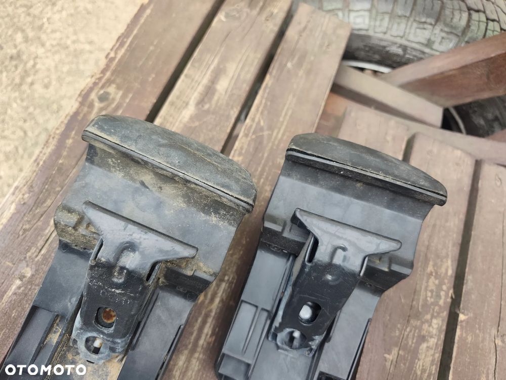 Bagażnik dachowy na relingi zestaw poprzeczek belek oryginalne Peugeot 3008 5008 Citroen C5 Aircross Ds7 Crossback 1613189680 1613189580 1623576880 Legnica Zestaw 2sztuki komplet - 4