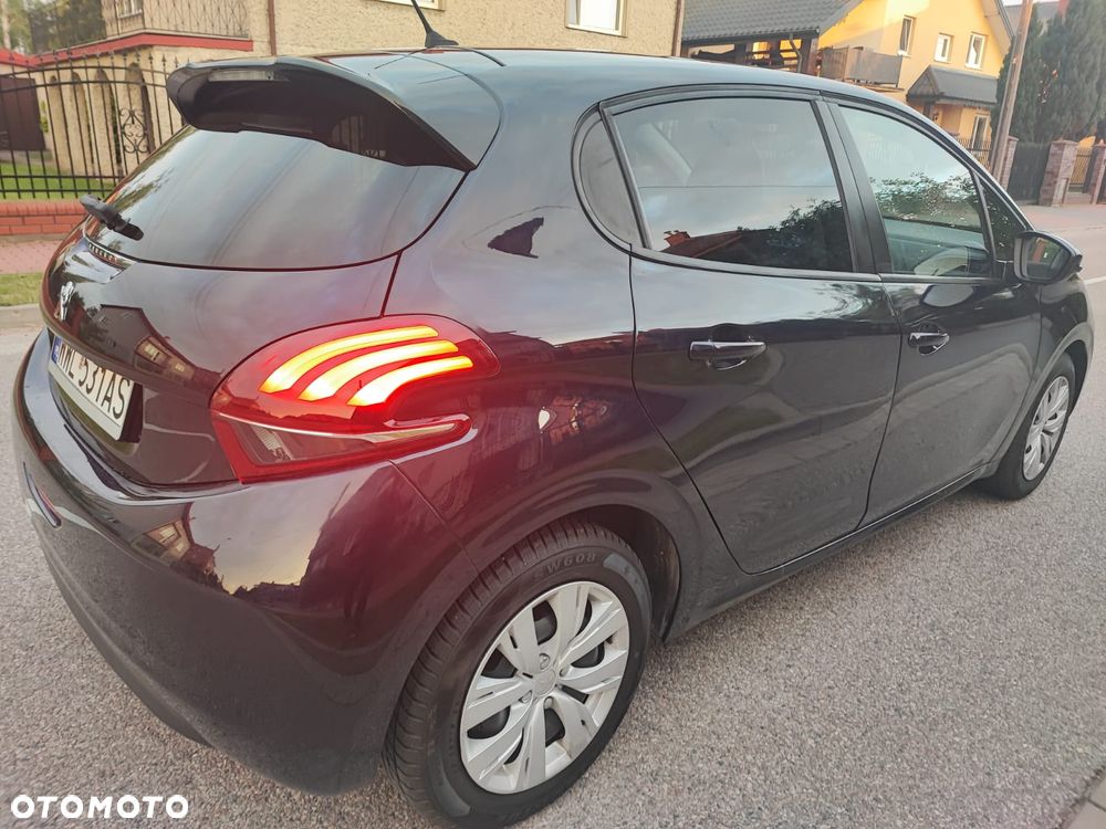 Peugeot 208 - 26