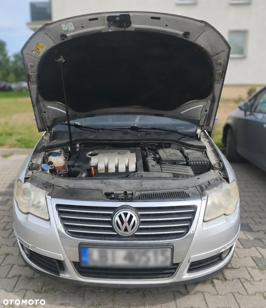 Volkswagen Passat 2.0 TDI Comfortline DSG - 8