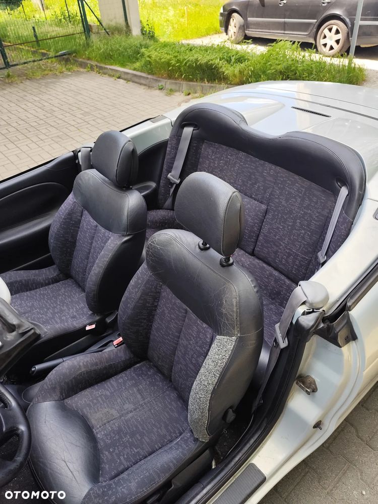 Renault Megane 1.6 Privilege - 11