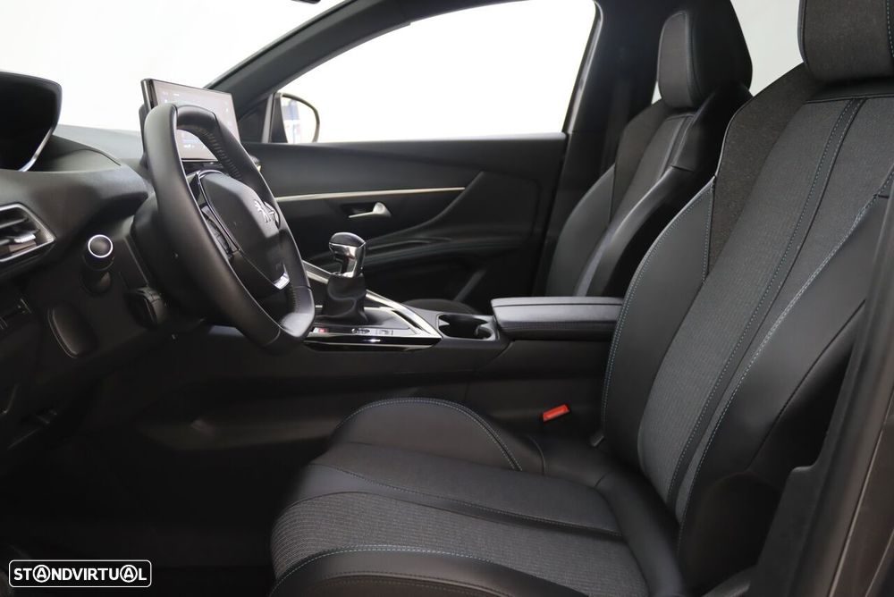 Peugeot 3008 1.2 PureTech Allure - 4