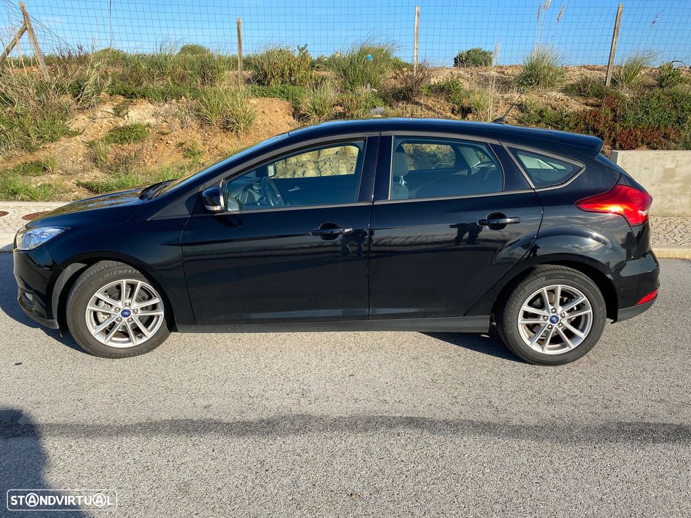 Ford Focus 1.0 EcoBoost Business - 5