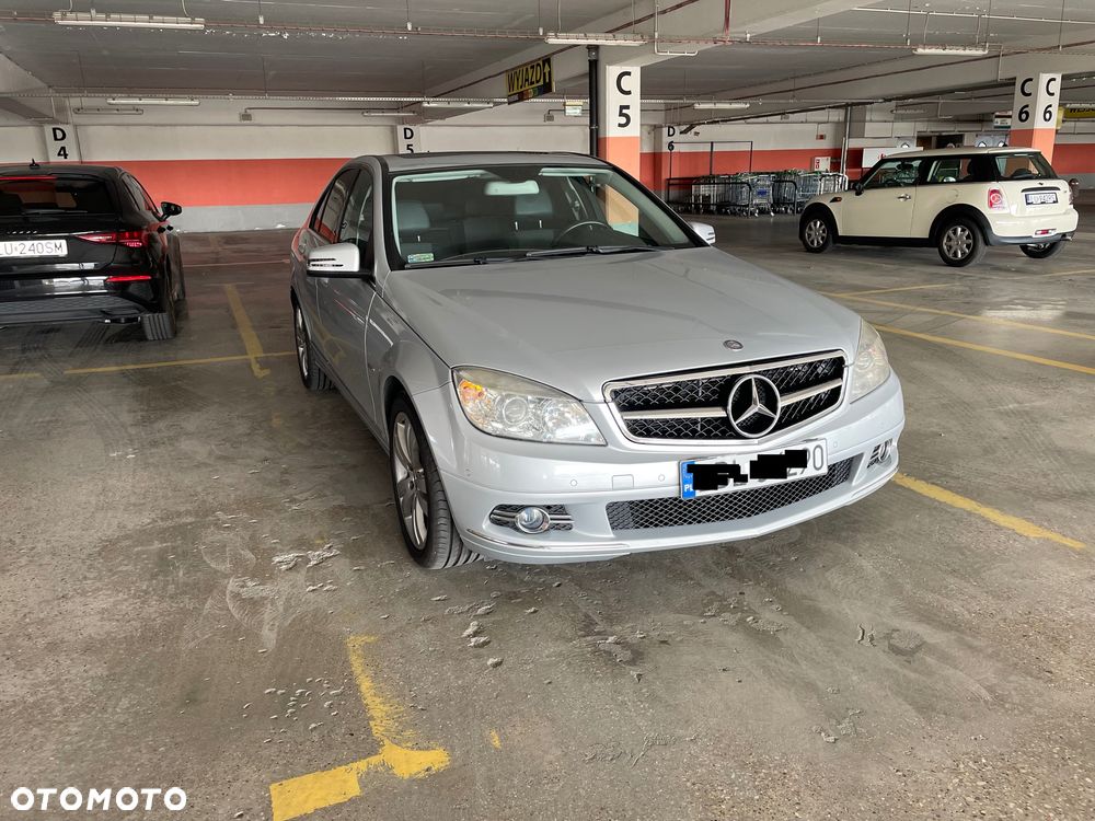 Mercedes-Benz Klasa C 180 K BlueEff Avantgarde - 9