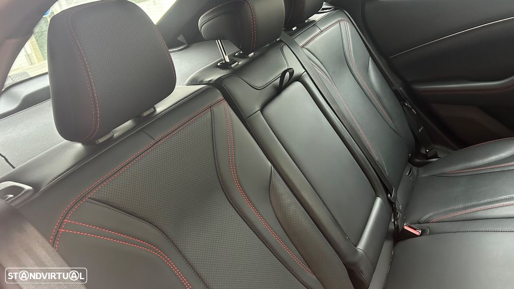 Ford Mustang Mach-E Alargada AWD - 3