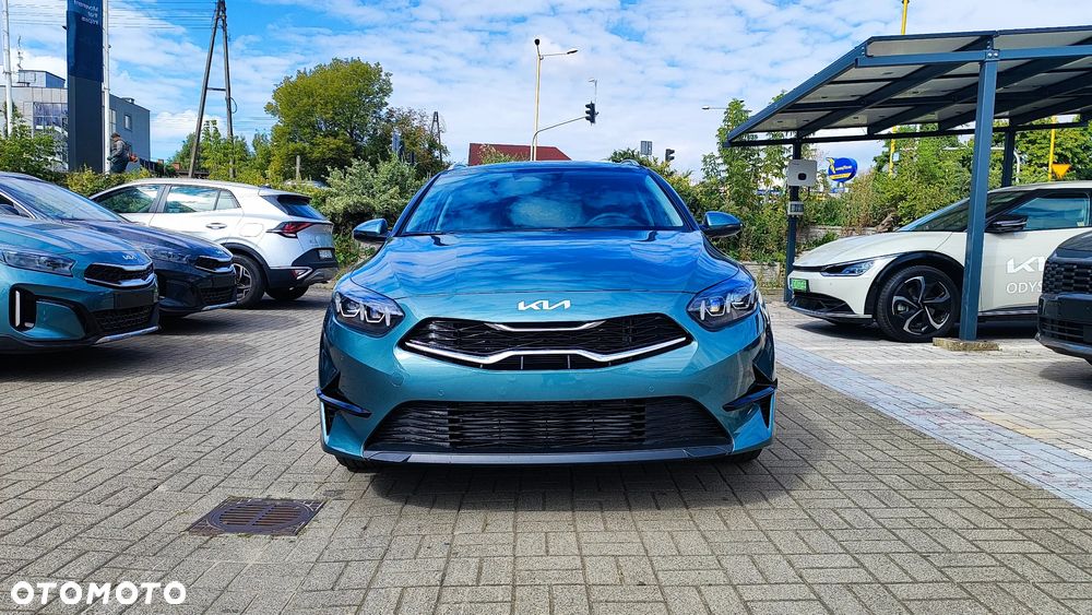 Kia Ceed 1.5 T-GDI Tribute - 2
