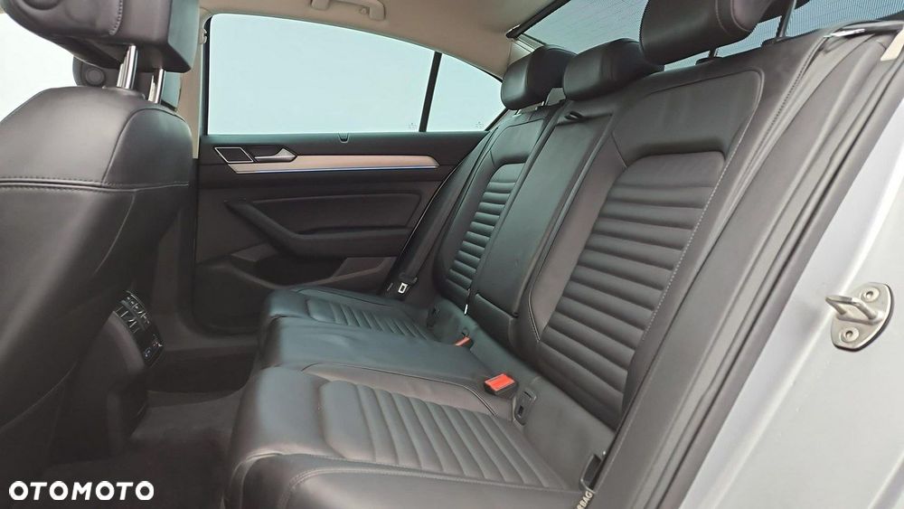 Volkswagen Passat 2.0 TSI BMT Highline DSG - 21