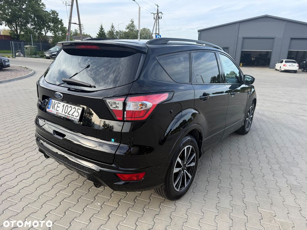 Ford Kuga 2.0 TDCi 2x4 ST-Line - 11