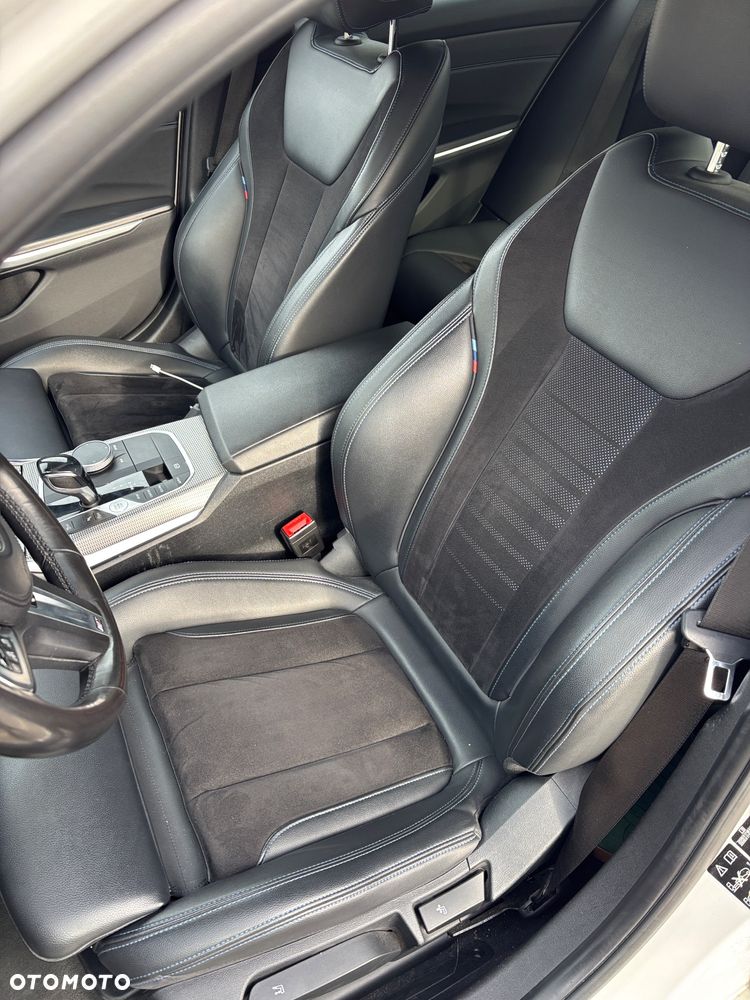 BMW Seria 3 320d xDrive M Sport - 11