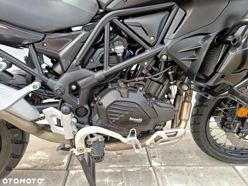 Benelli TRK 502X - 14