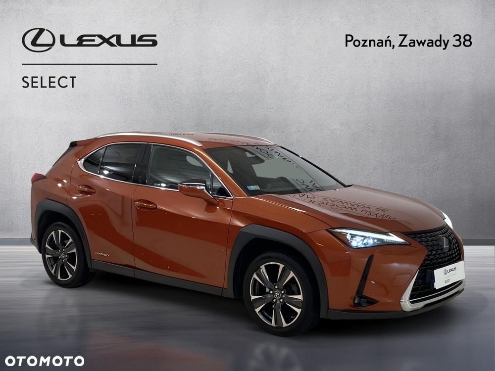 Lexus UX - 8