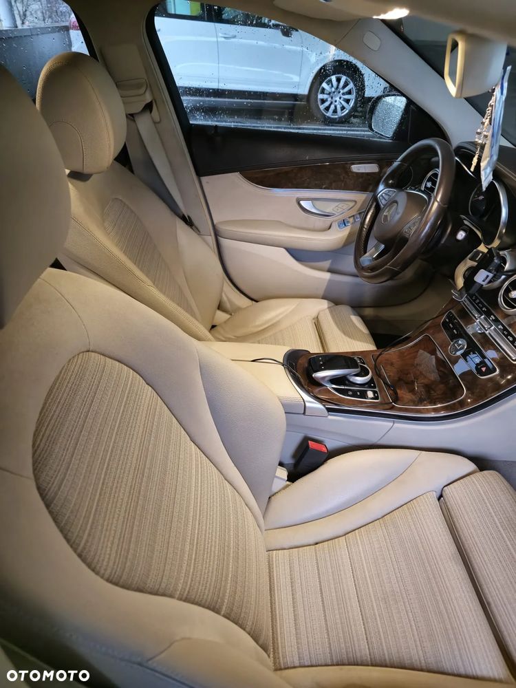 Mercedes-Benz Klasa C 220 CDI 4Matic 7G-TRONIC - 13