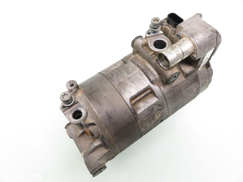 KOMPRESOR KLIMATYZACJI BMW i3  6830620 - 6