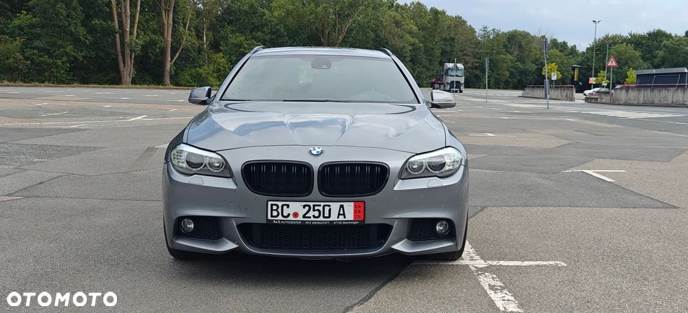 BMW Seria 5 520d - 13