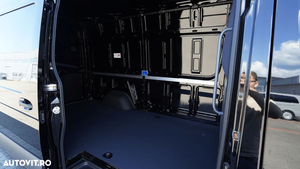 Mercedes-Benz sprinter - 5