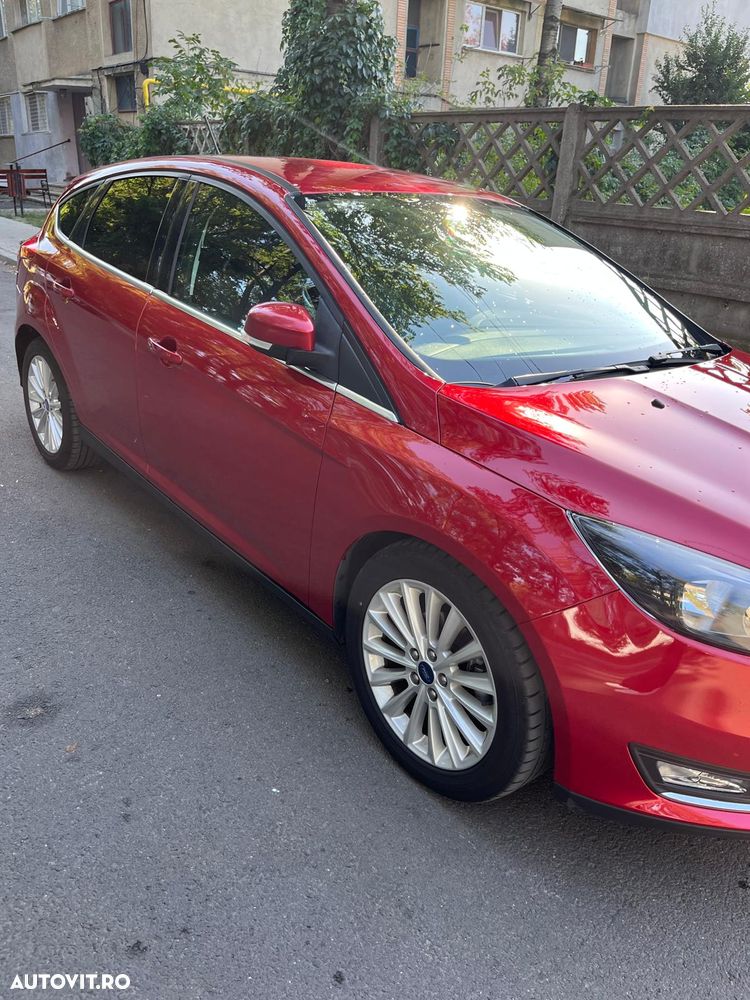 Ford Focus 1.0 EcoBoost Titanium - 3