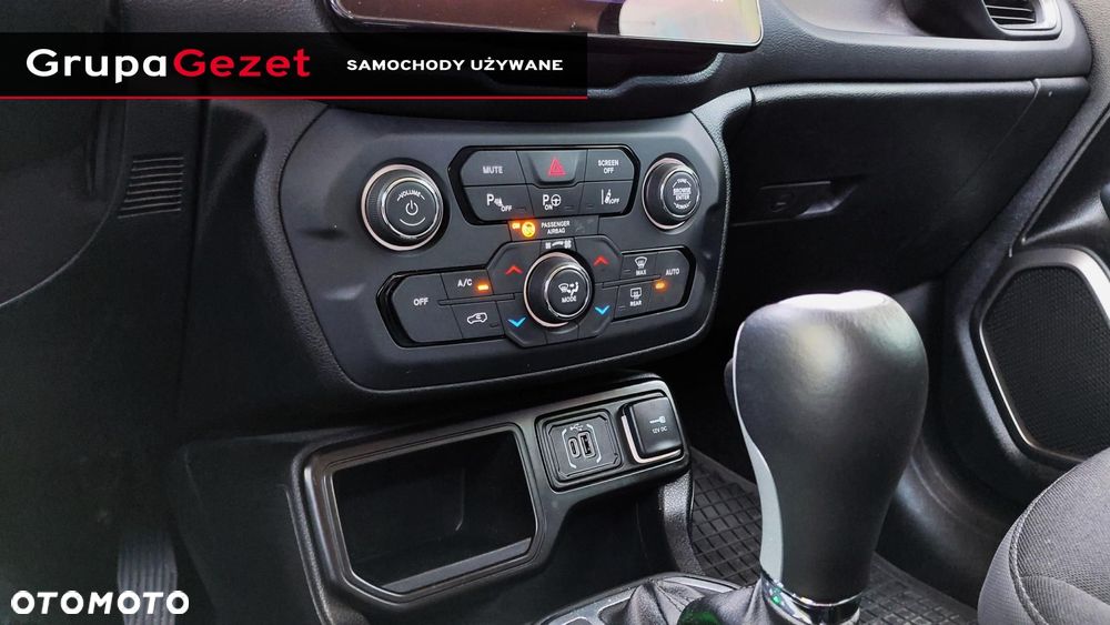 Jeep Renegade - 17
