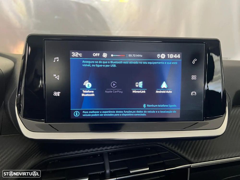 Peugeot 208 1.2 PureTech Active Pack - 18