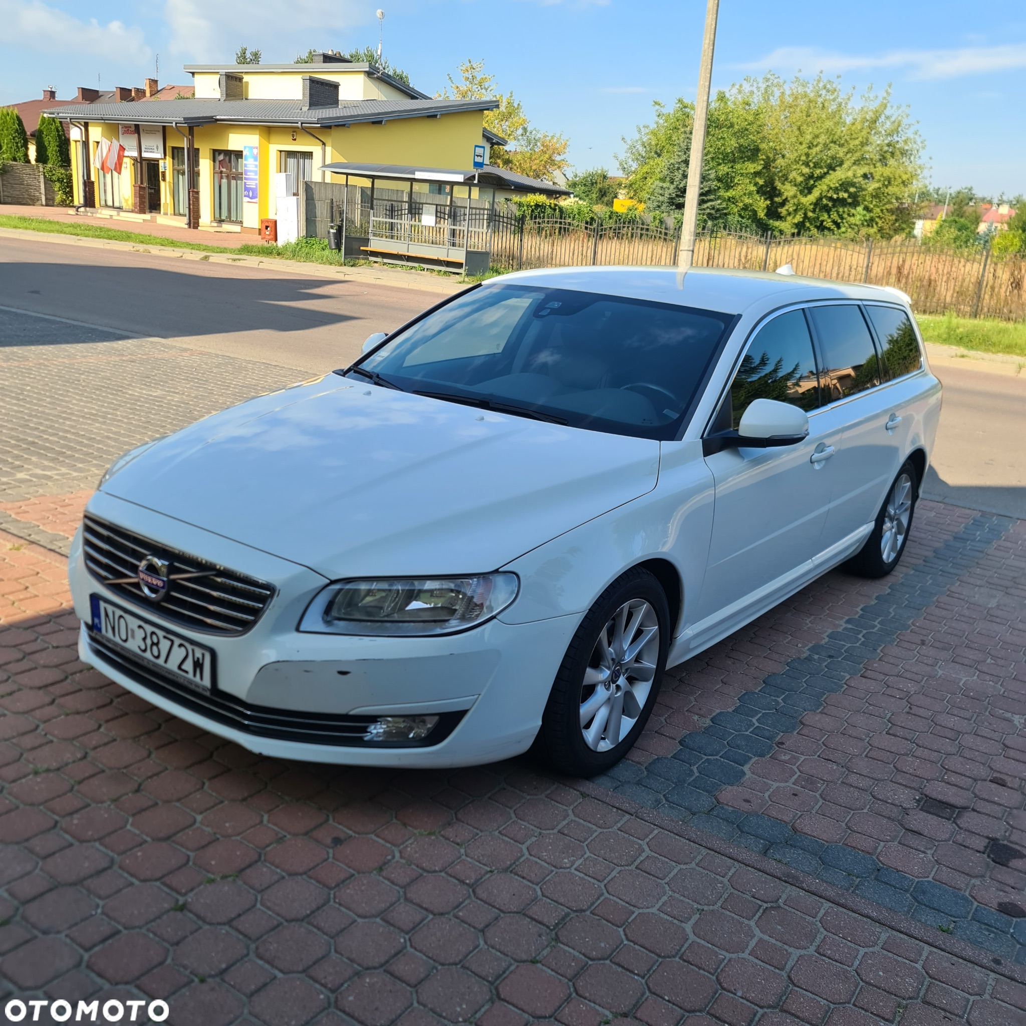 Volvo V70 D2 Momentum - 4