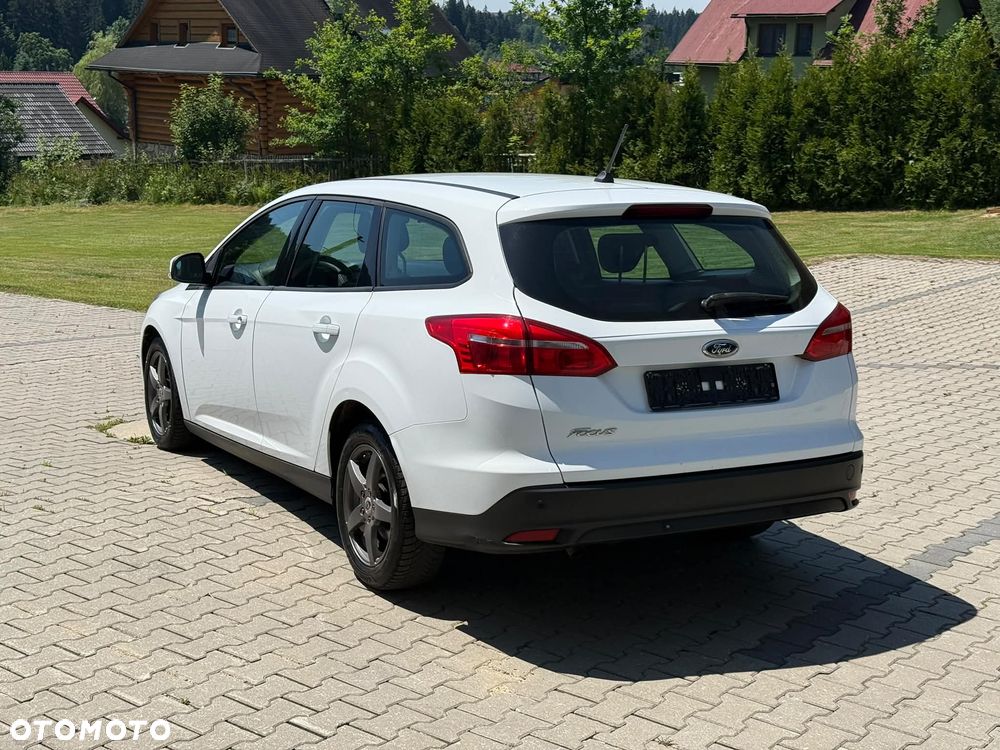 Ford Focus - 8