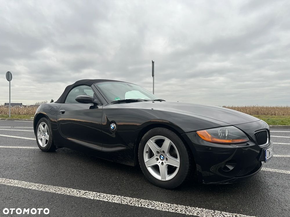 BMW Z4 2.2i - 4