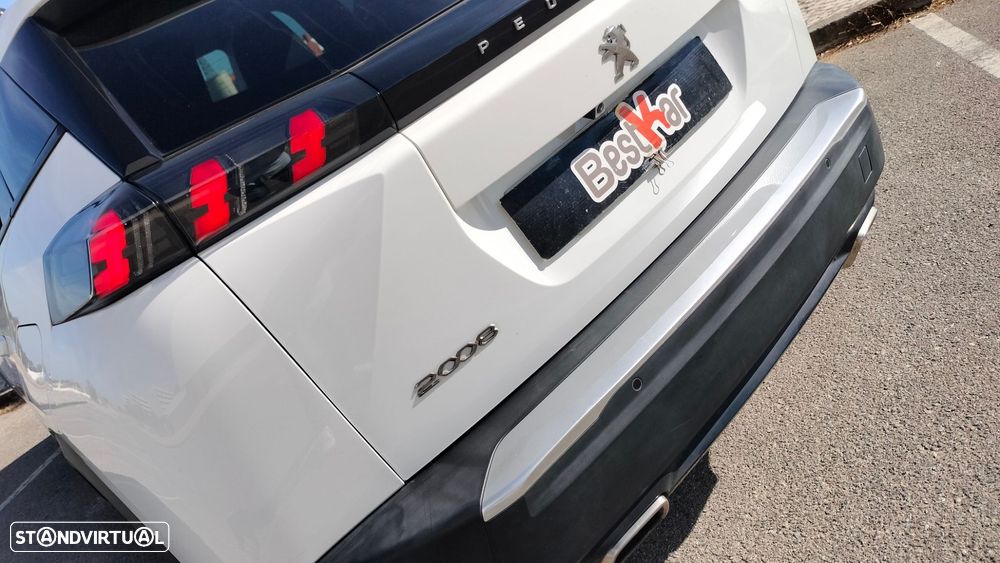 Peugeot 2008 1.2 PureTech Allure Pack EAT8 - 39