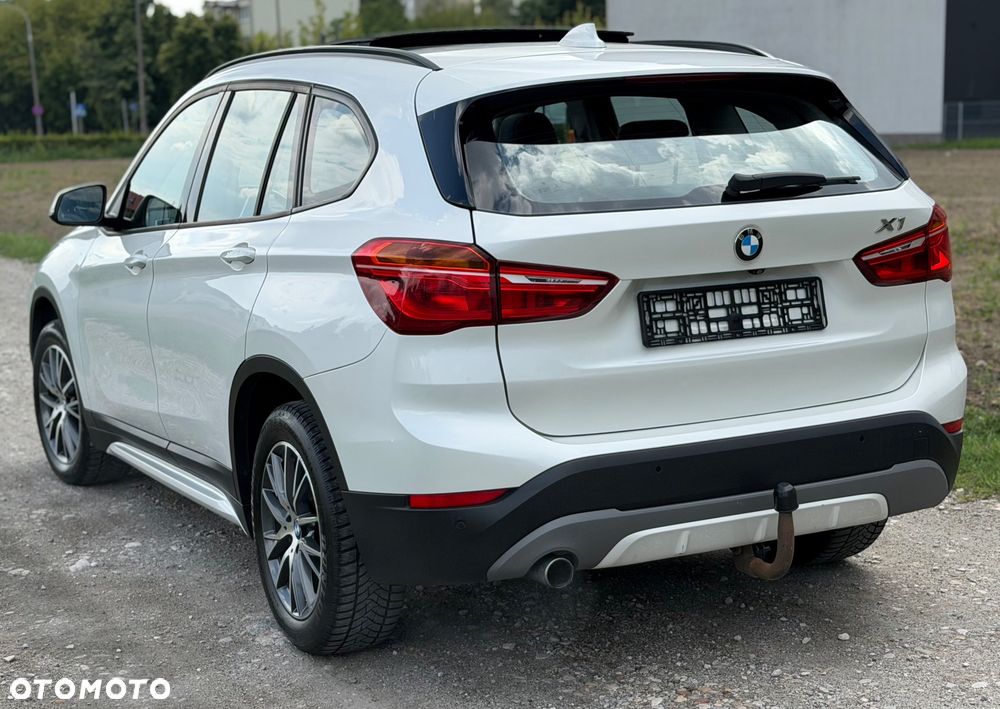 BMW X1 sDrive18d Sport Line - 5