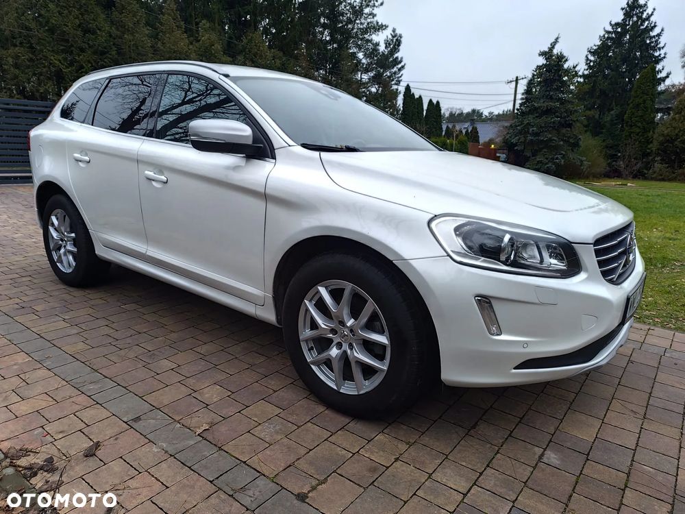 Volvo XC 60 D4 AWD Momentum - 13
