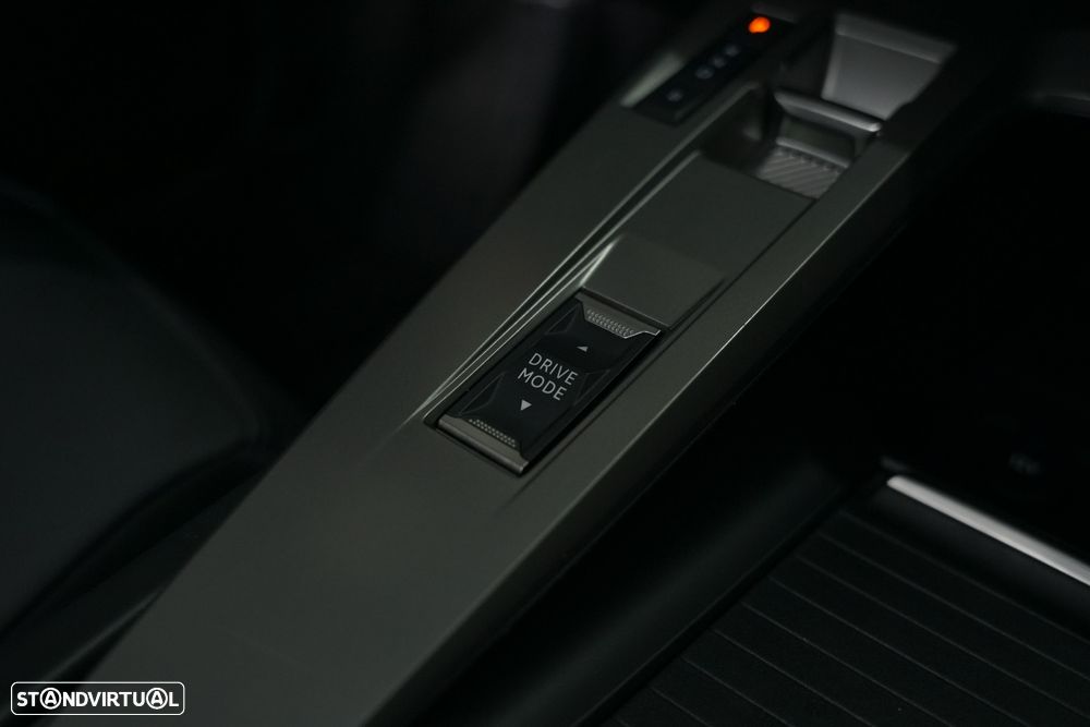 Peugeot 408 180 e-EAT8 Allure Pack - 18