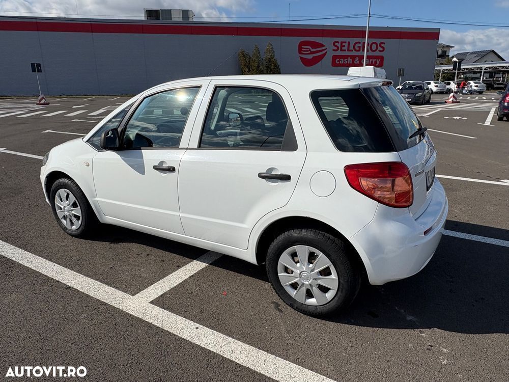 Suzuki SX4 - 9