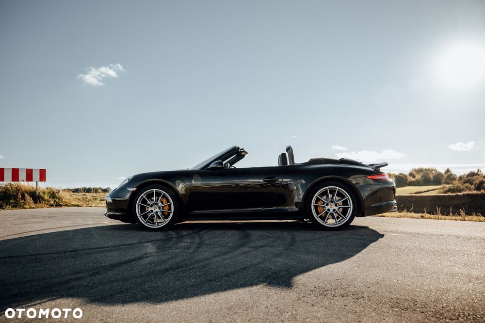 Porsche 911 Carrera 4 PDK Black Edition - 14