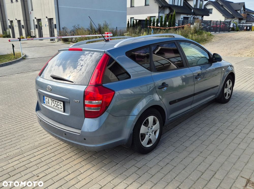 Kia Ceed 1.6 Crdi Comfort - 4