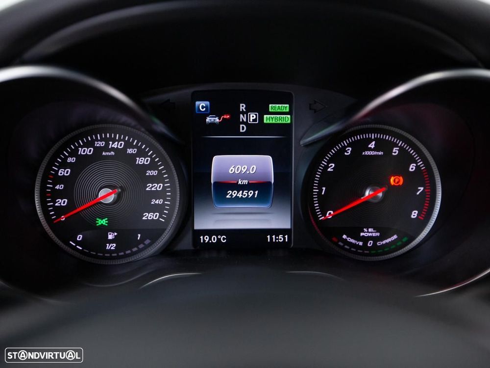 Mercedes-Benz C 350 e - 23