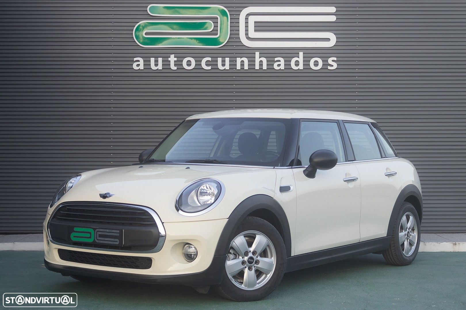 MINI 5 Portas One D - 3