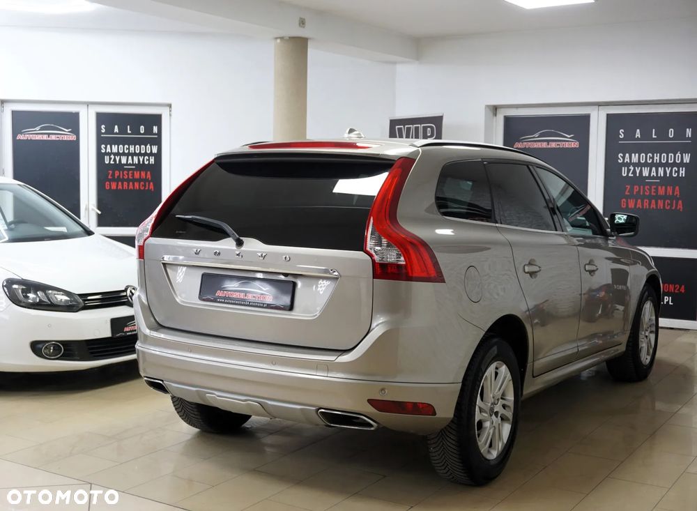 Volvo XC 60 - 6
