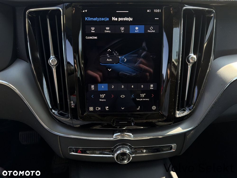 Volvo XC 60 - 22