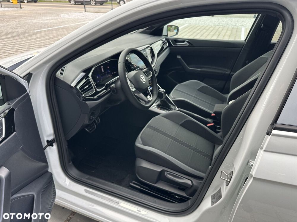 Volkswagen Polo - 28