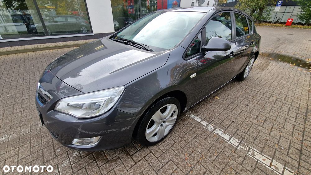 Opel Astra 1.4 T Sport - 1