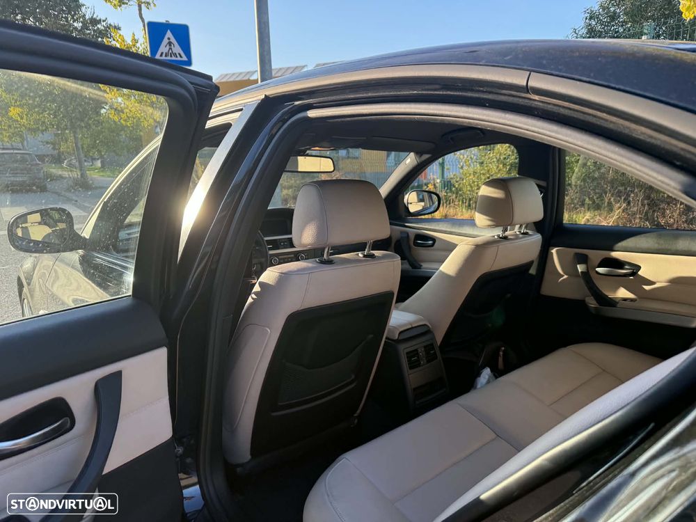BMW 320 d Pack M - 20