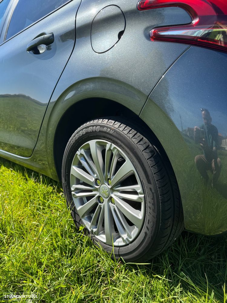 Peugeot 208 1.6 BlueHDi Style - 6