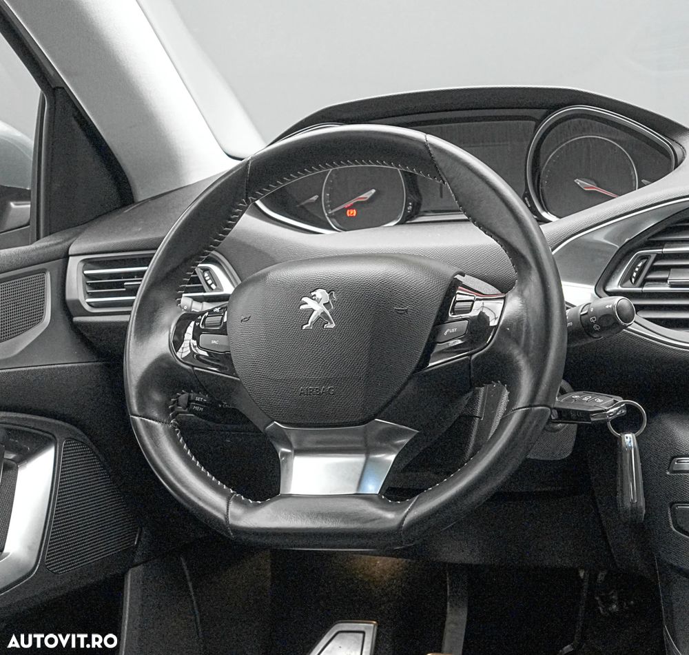 Peugeot 308 1.6 BlueHDi FAP STT Allure - 18