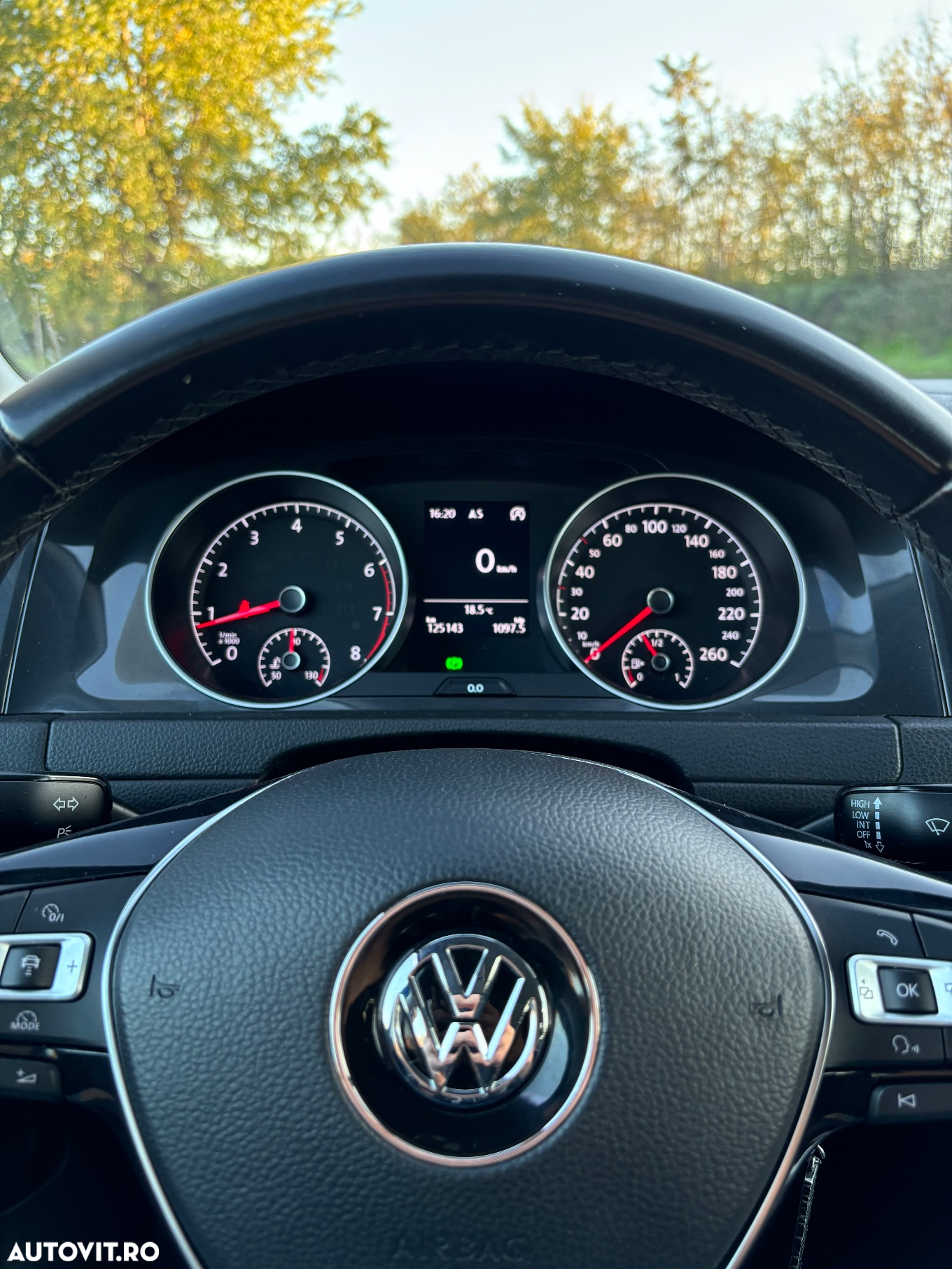 Volkswagen Golf 1.5 TSI Highline - 9