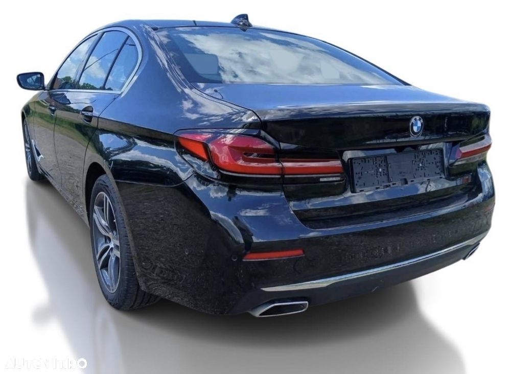 BMW Seria 5 520d Aut. Luxury Line - 4