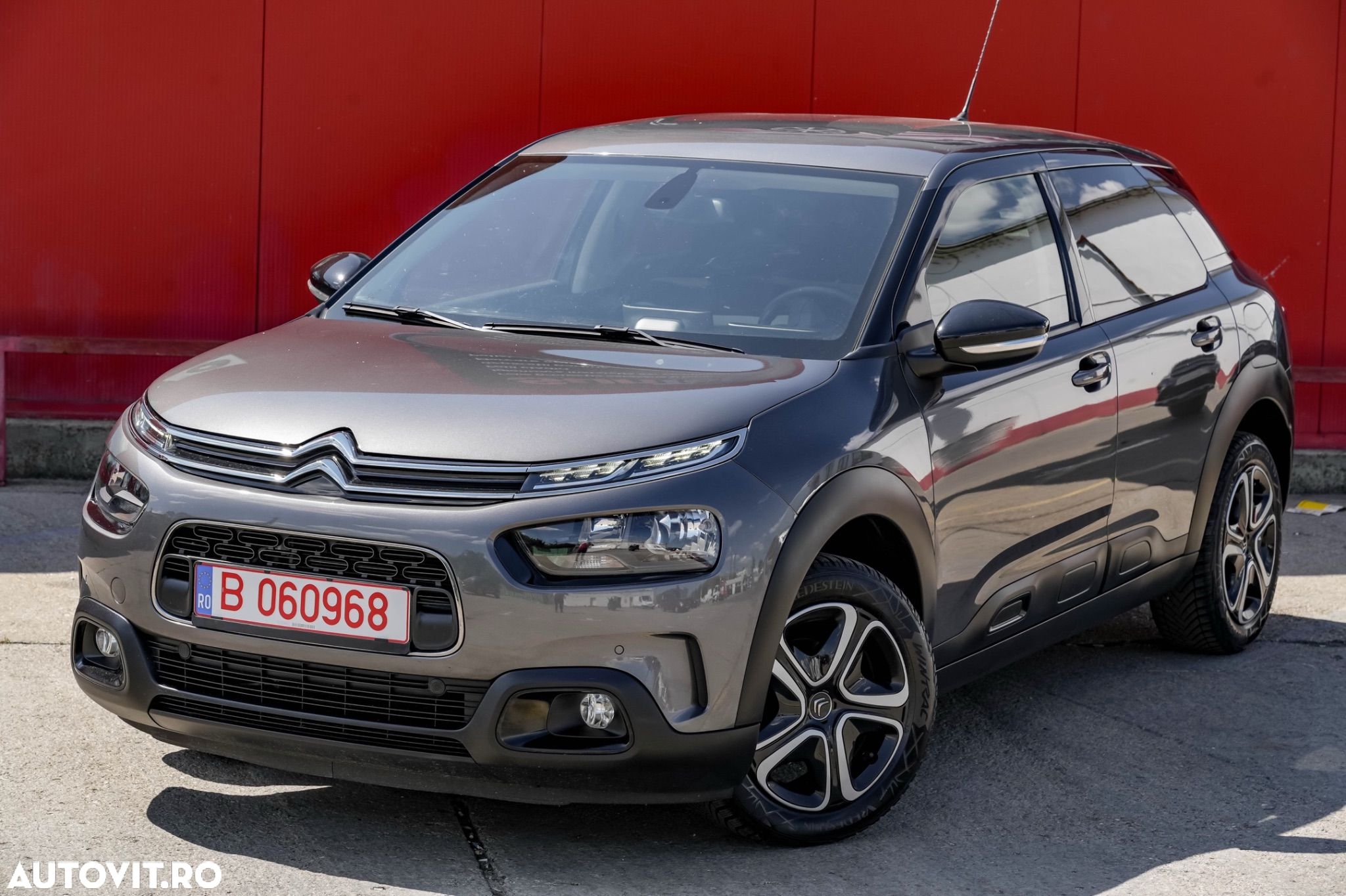 Citroën C4 Cactus 1.2 PureTech S&S BVM Live - 1